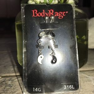 Very cute BFF Ying and yang belly rings